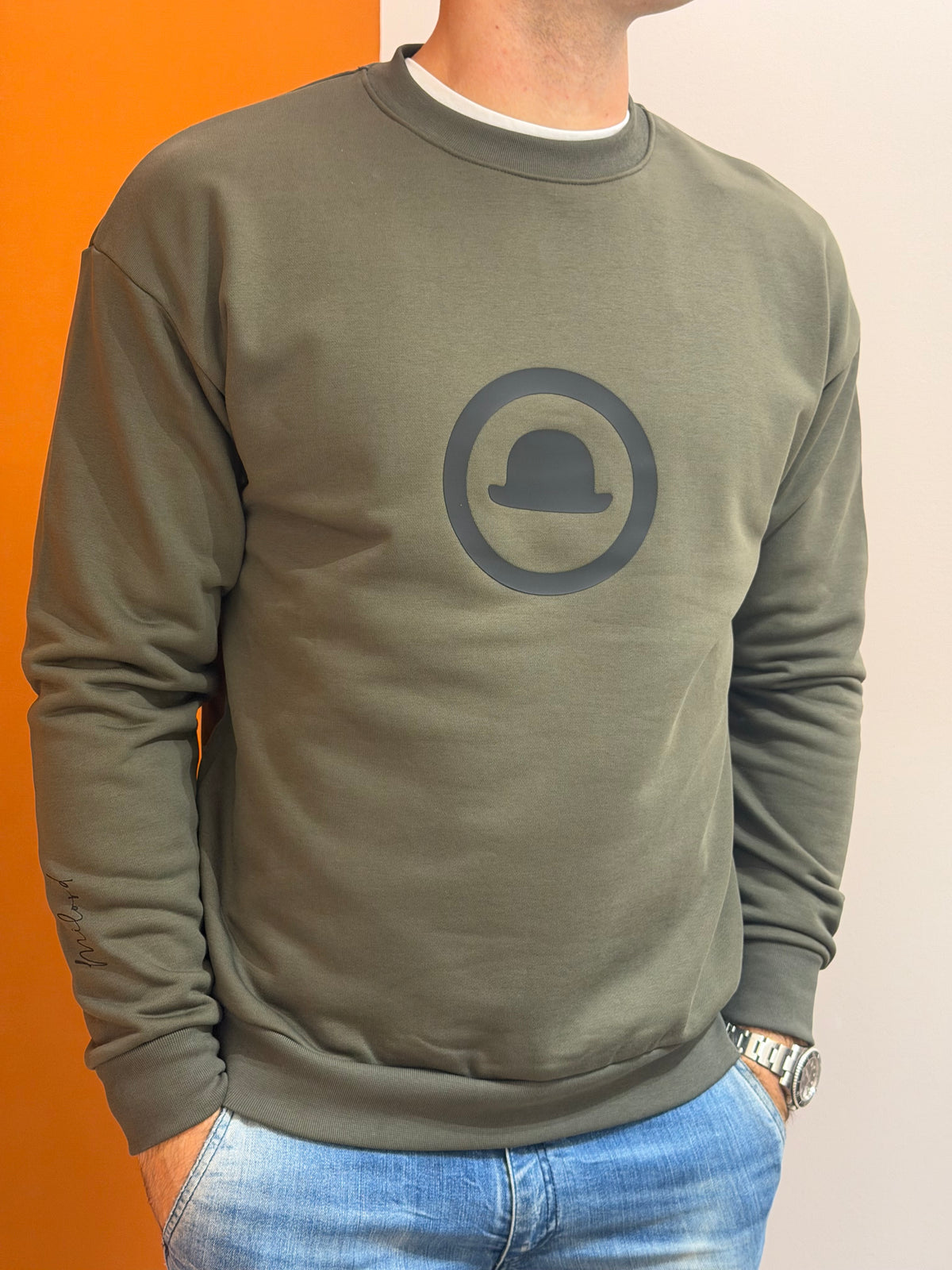 Felpa girocollo militare con logo gommato