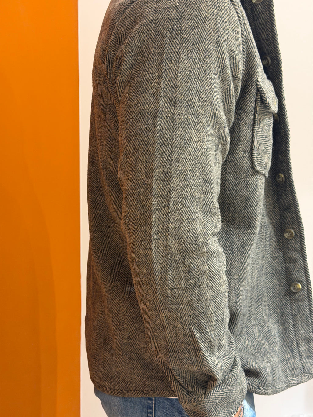 Overshirt in tessuto spigato grigio e tortora