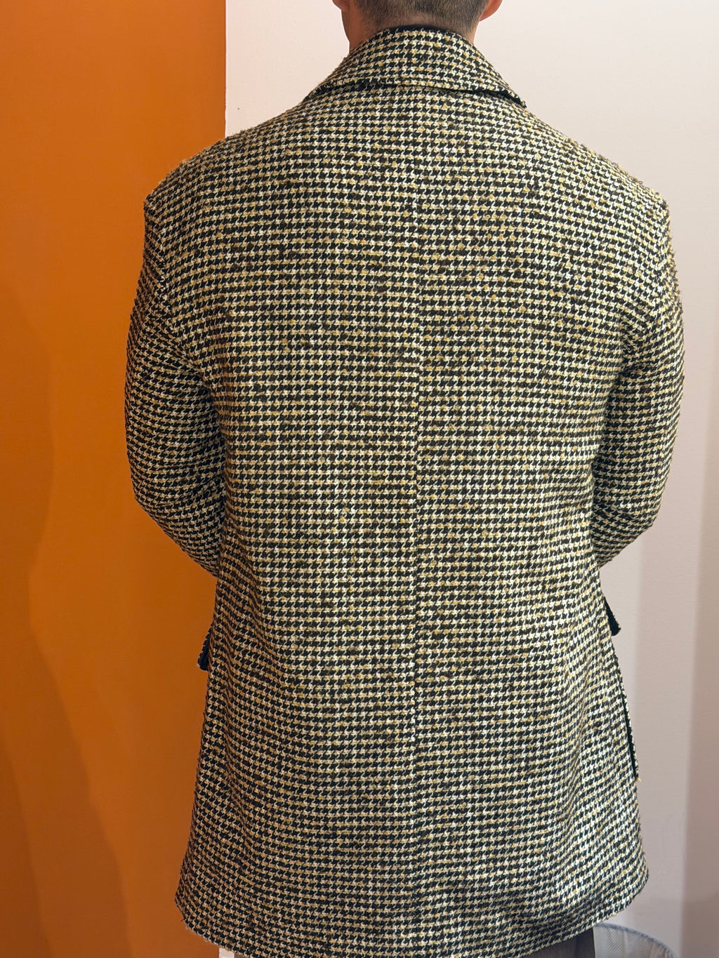 Cappotto doppiopetto pied-de-poule nero, senape e panna