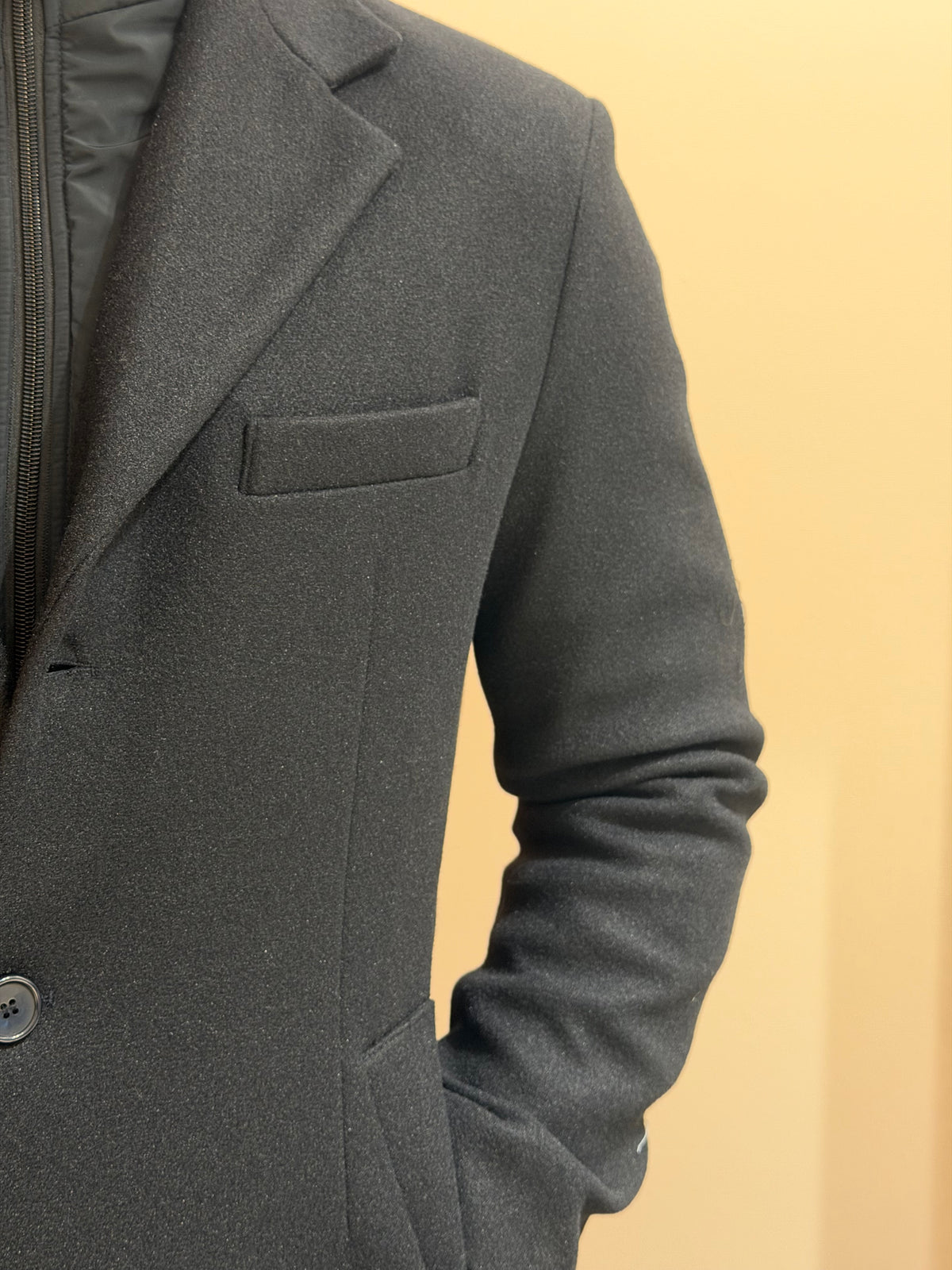 Cappotto monopetto blu notte con inserto imbottito